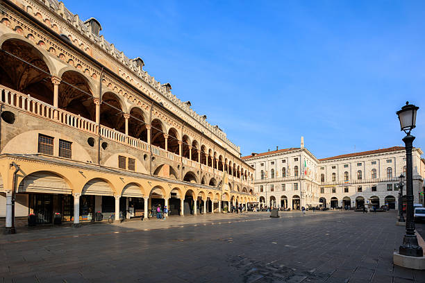 istock Ragione Palace, Padua , Palazzo della Ragione 2208026612