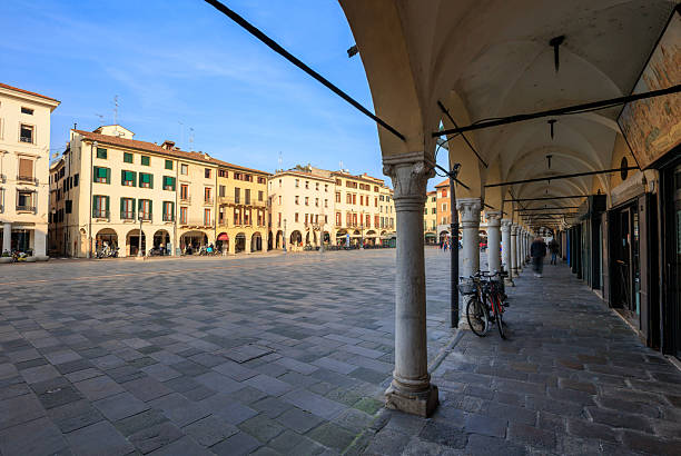 istock Ragione Palace, Padua , Palazzo della Ragione 2208026614