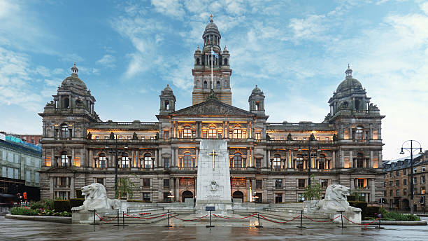 istock Glasgow City Chambers and George Square in Glasgow, Scotland 2208073681