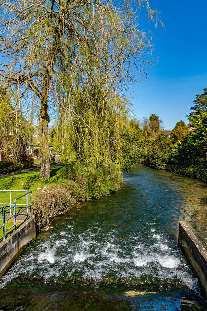 istock Weir on the River Kennet through Marlborough 2208101998
