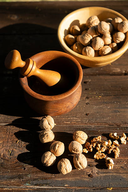 grinding walnut to powder