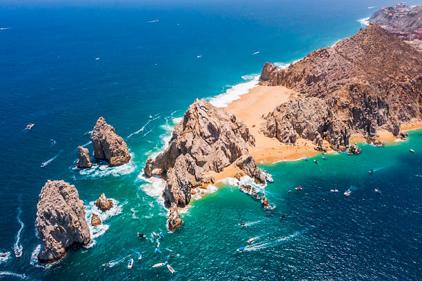 istock The Arch of Cabo San Lucas 2208173957