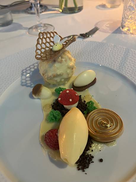 istock Bee Mushroom Fine Dining Dessert Art 2208502366