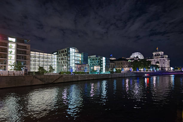 istock The Reichstag at night 2208613637