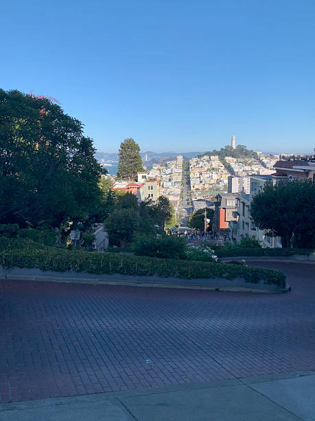 istock Lombard street in San Francisco 2208616690