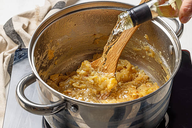 istock Process of making french onion soup 2208686090