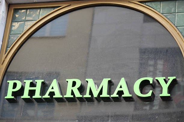 istock visible pharmacy sign on a building 2209065093