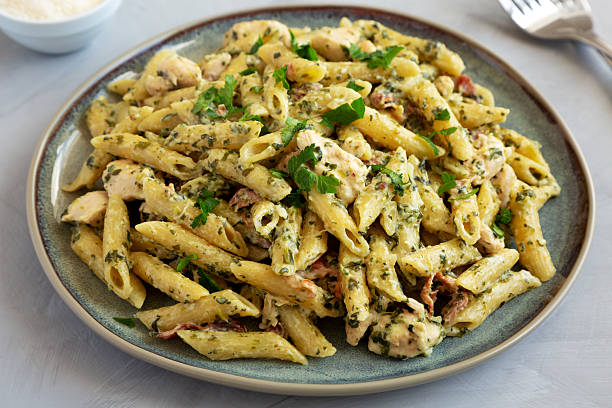 istock Homemade One-Pot Chicken Spinach Bacon Alfredo Pasta Ready to Eat 2209068230