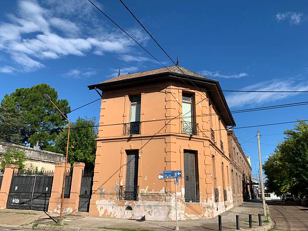 istock Landscapes an building 2209071103
