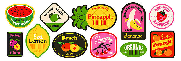 ilustraciones, imágenes clip art, dibujos animados e iconos de stock de juego de pegatinas de frutas retro. etiquetas de códigos de barras de frutas para supermercados y tiendas agrícolas. insignias de moda con limón, melocotón, plátano y piña. colección de ilustraciones vectoriales planas - pegatina