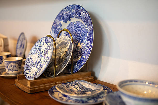 istock Store selling decorative items and antiques 2209084960