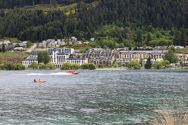 Queenstown / Queenstown /