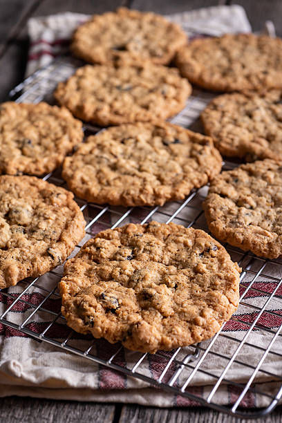 istock Oatmeal Raisin Cookies 2209270759