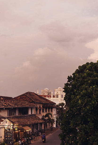March 26th 2025, Galle, Sri Lanka: Locals and tourists enjoying the sunsets at Galle Fort at old town of Galle, Sri Lanka, Galle is the capital city of southern Sri Lanka, which is famous for its well preserved dutch colonial townscape.