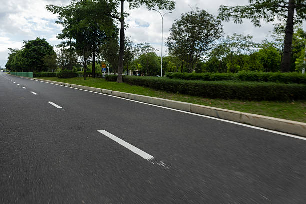 istock City Road - Automotive Advertising Background Image 2209353300