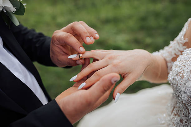 istock A man and woman are getting married 2210208213