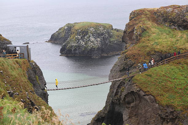 The rope bridge at the giants causeway