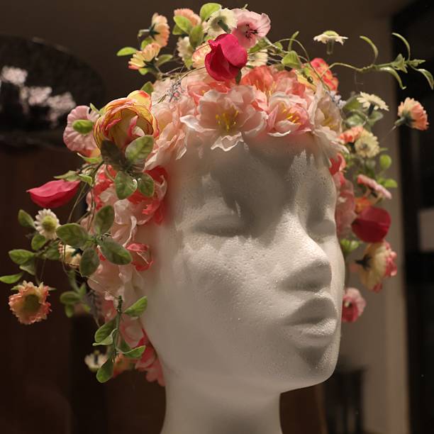 istock Flower hair 2210371937
