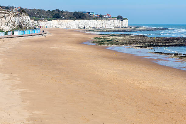 istock Dumpton Bay between Broadstairs and Ramsgate in Kent, England 2210378606
