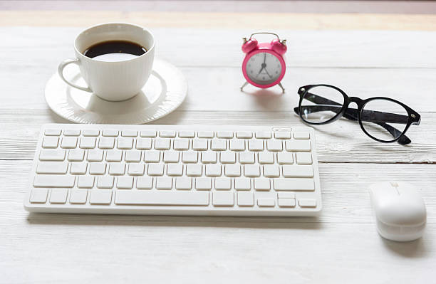istock office supplies White Desk.workspace 2210499184