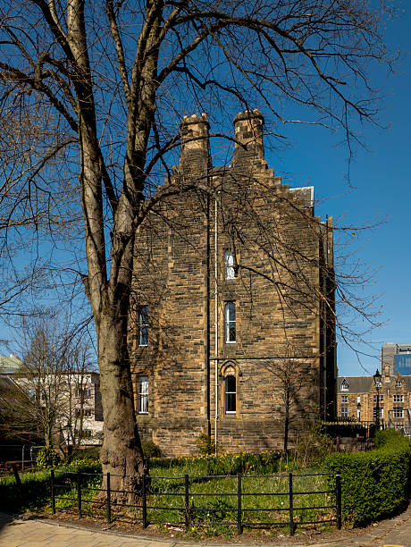 istock University of Glasgow 2210630374
