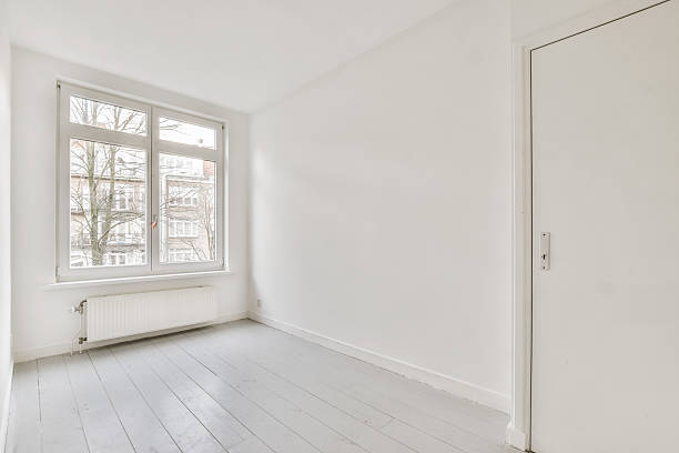 istock Room with door and parquet floor 2210733721