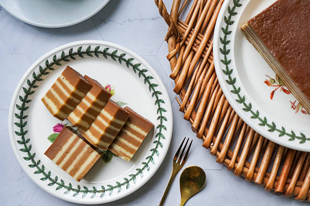 istock Kek Lapis Betawi Kukus 2210760876