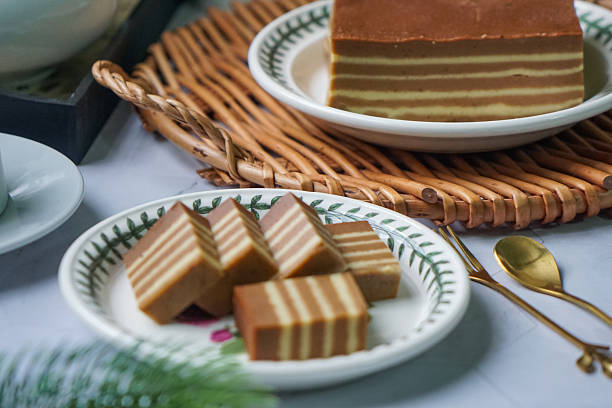 istock Kek Lapis Betawi Kukus 2210761009