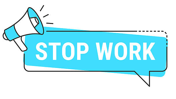 stockillustraties, clipart, cartoons en iconen met stop work - speech bubble and megaphone on white background - blijf staan