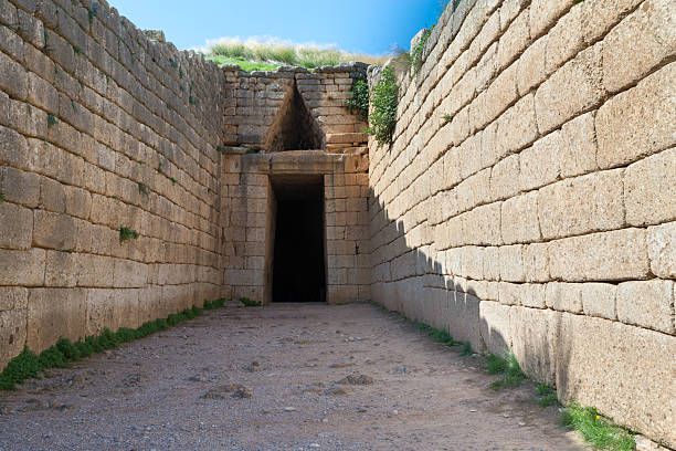 istock Treasury of Atreus 2211086839