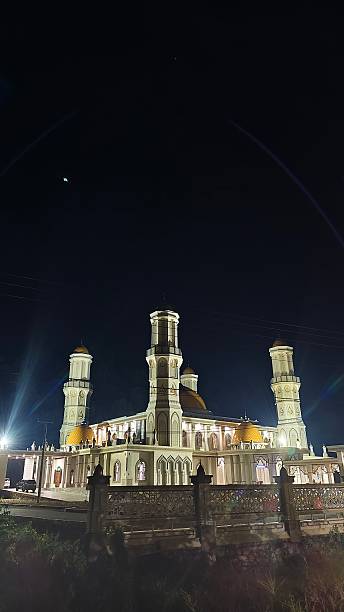istock Baitul Izzah Mosque, Calang, Aceh Jaya 2211096305
