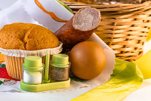 Easter basket, a basket with sausages, bread, eggs, Easter eggs, cold cuts to be blessed in the Church on the occasion of Easter