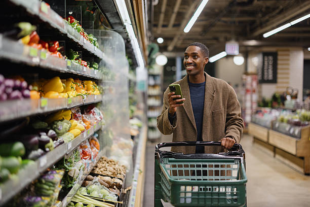 istock This mobile app is so useful for my shopping list! 2211240306
