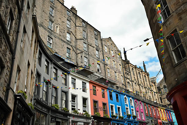 istock Streets of Edinburgh 2211257073