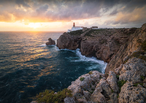 istock Farol do Cabo de Sao Vicente, Algarve 2211279405