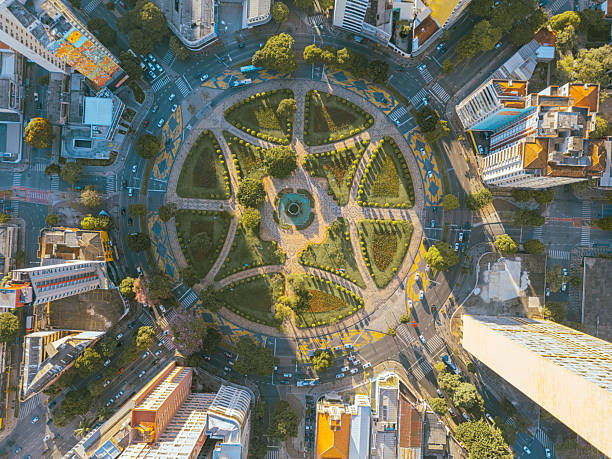 istock Raul Soares Square at Dusk – Belo Horizonte 2211316057