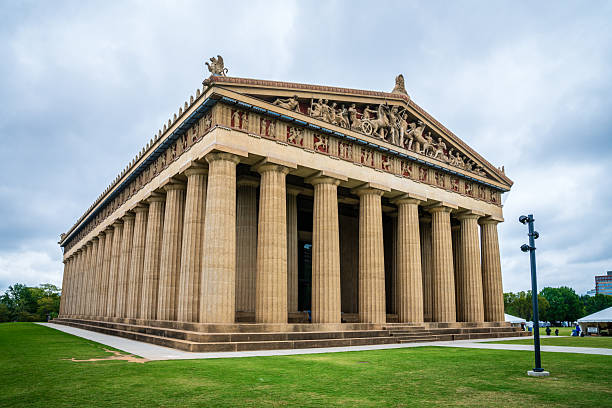 istock Nashville Parthenon 2211365467
