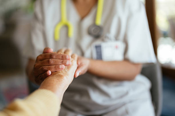istock How to Encourage Your Elderly Parent to Accept Help at Home 2211508235
