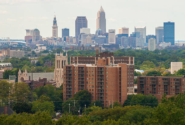 istock The Cleveland Skyline on a Clear Autumn Day 2211561481