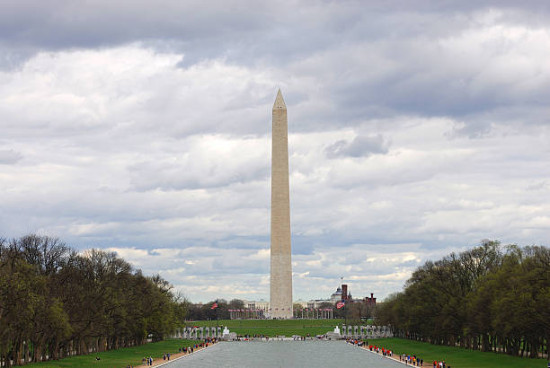 istock Washington monument in cloudy day 2211581844