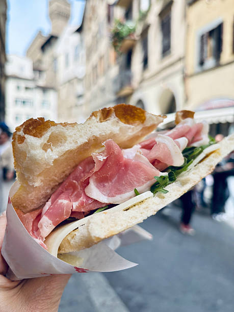 Panino Cecchini: O Sabor Autêntico da Toscana - receita deliciosa profissional - passo 3