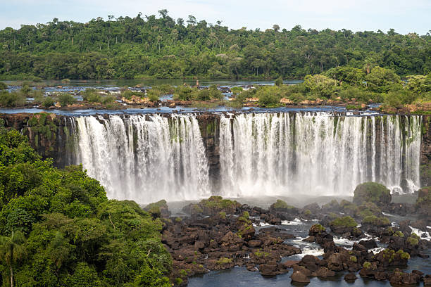 istock Scenery at Iguazu Falls 2211839228