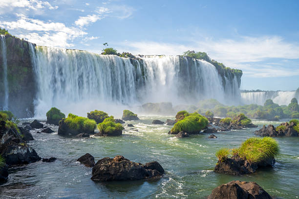istock Scenery of Iguazu Falls 2211839253