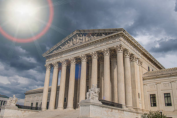istock Supreme Court and Legal System 2211841966