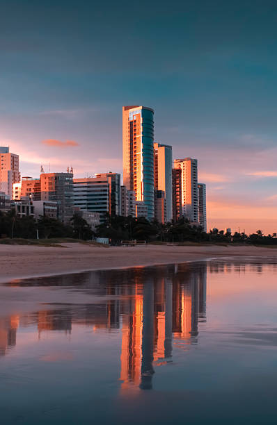 istock Sunset in Boa Viagem beach 2211857420