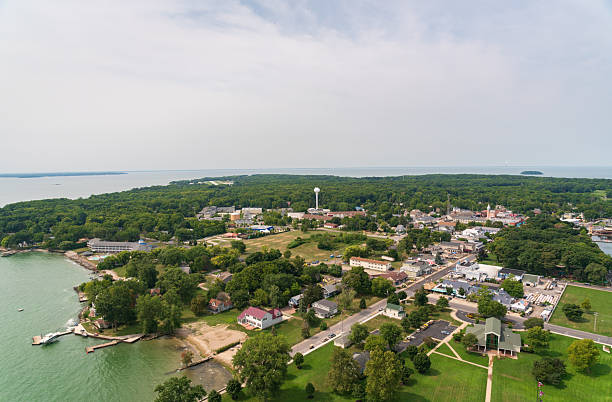 istock Overlook from Perry's Victory & International Peace Memorial 2211883043