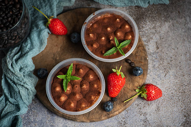 Zuppa Inglese de Ameixas: Clássica Sobremesa Italiana - receita deliciosa profissional - passo 2