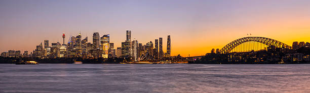 istock Sydney Crem pt tele colour pan 2212139964