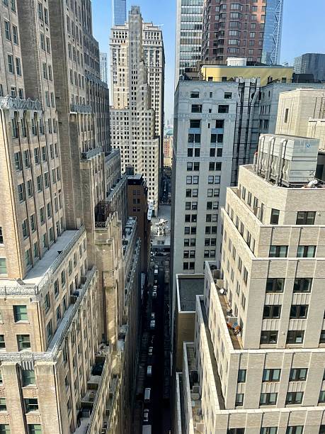 istock New York Street 2212141208