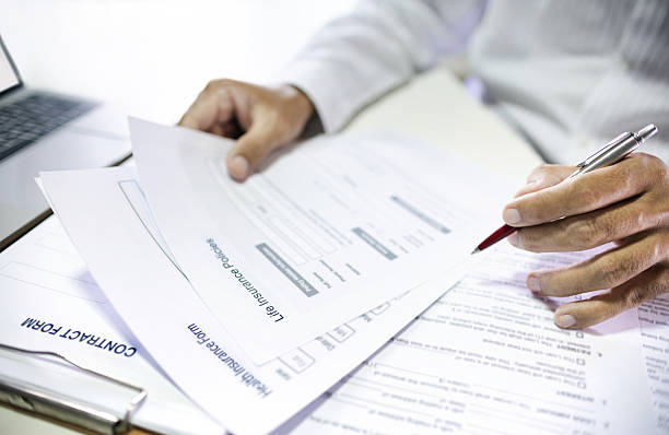 istock business and finance 2212172544